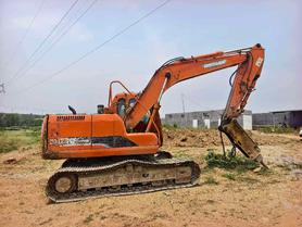 Buy Doosan DH150-7 Used Excavator / 3 Buy Doosan DH150-7 Used Excavator / 3
