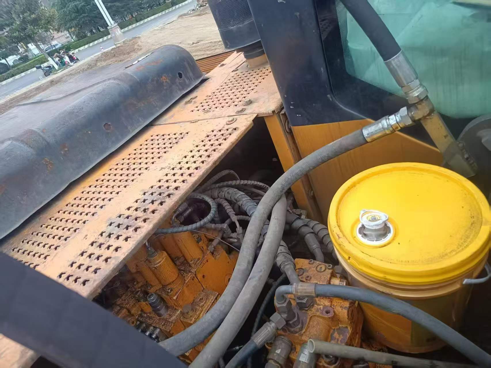 Buy Sany SY215C Used Excavator / 7 Buy Sany SY215C Used Excavator / 7