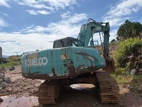 Buy Kobelco SK200-6 Used Excavator / 4 Buy Kobelco SK200-6 Used Excavator / 4