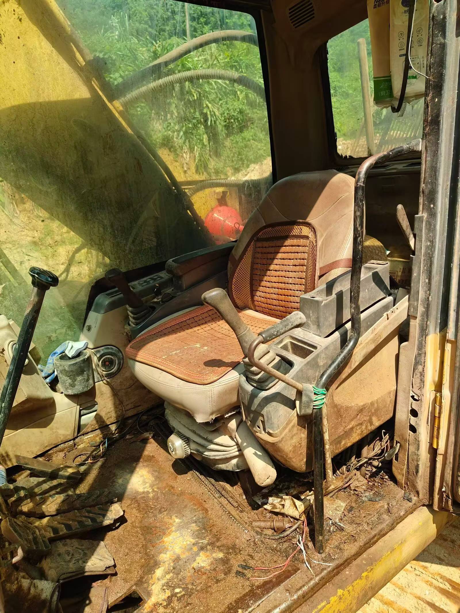 Buy Caterpillar 320C Used Excavator / 4 Buy Caterpillar 320C Used Excavator / 4