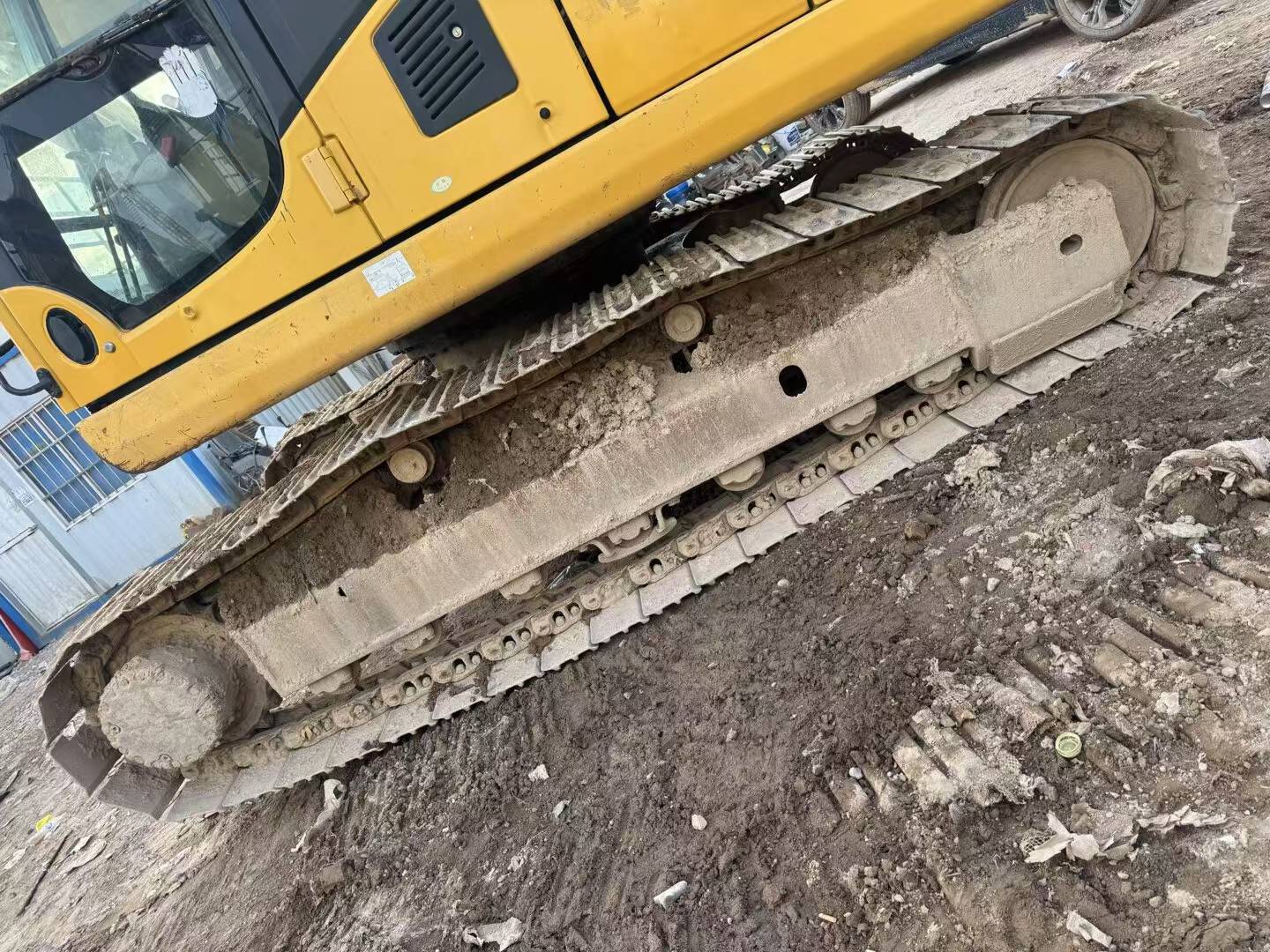 Buy Komatsu PC200-8 Used Excavator / 5 Buy Komatsu PC200-8 Used Excavator / 5