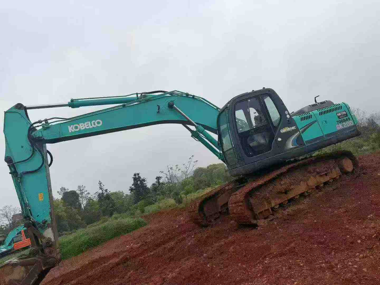 Buy Kobelco SK200 Used Excavator / 2 Buy Kobelco SK200 Used Excavator / 2