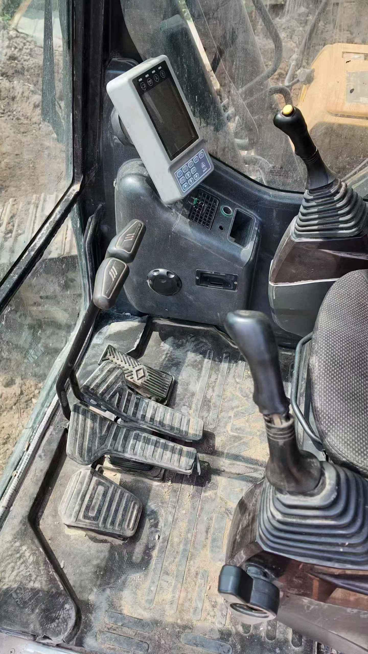 Buy Sany SY215C Used Excavator / 3