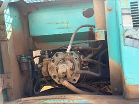 Buy Kobelco SK200-6 Used Excavator / 3 Buy Kobelco SK200-6 Used Excavator / 3