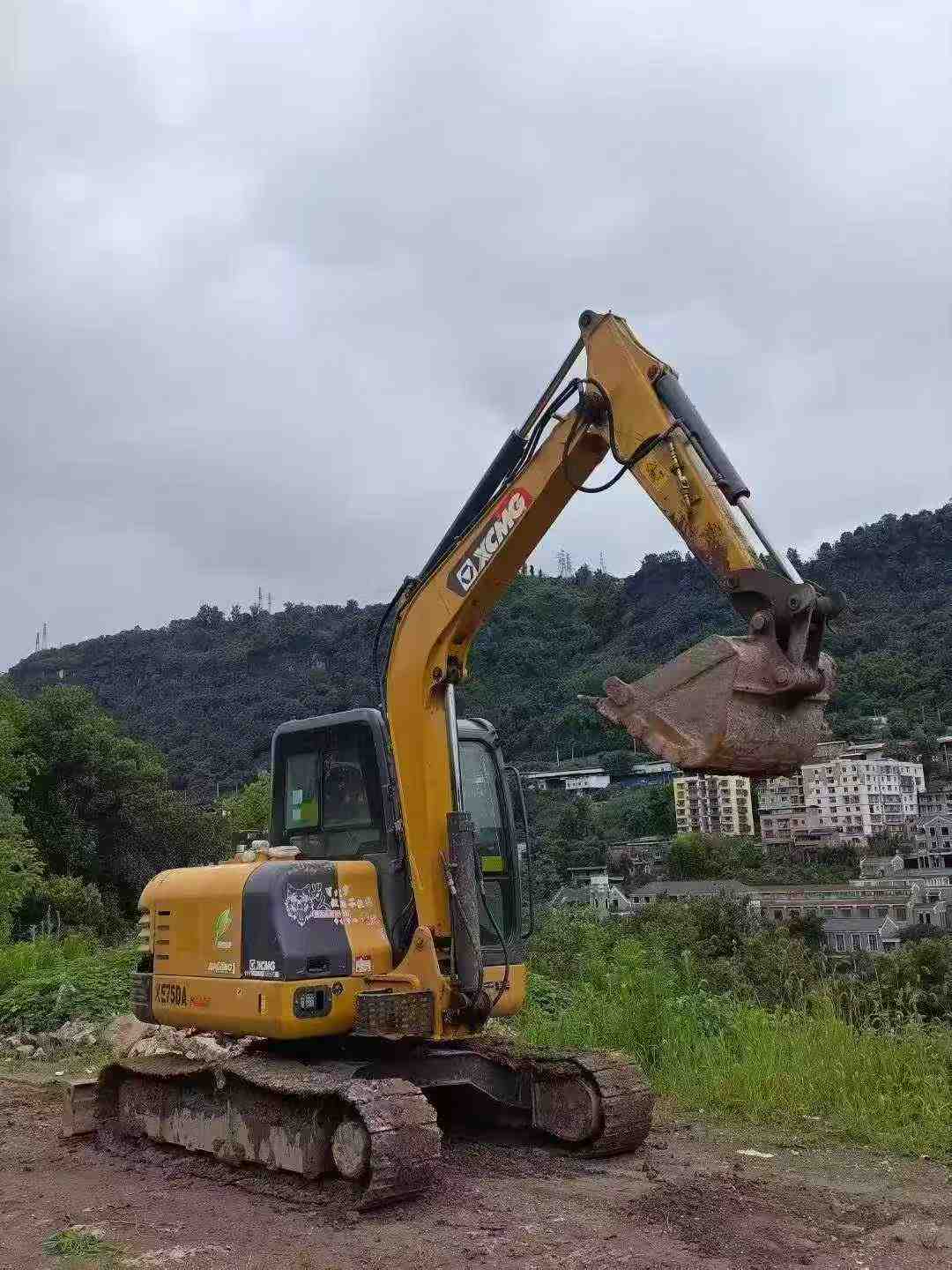Buy XCMG XE60 Used Excavator / 9 Buy XCMG XE60 Used Excavator / 9