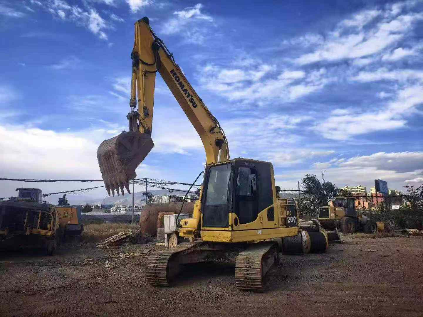 Buy Komatsu PC130-8 Used Excavator / 5 Buy Komatsu PC130-8 Used Excavator / 5