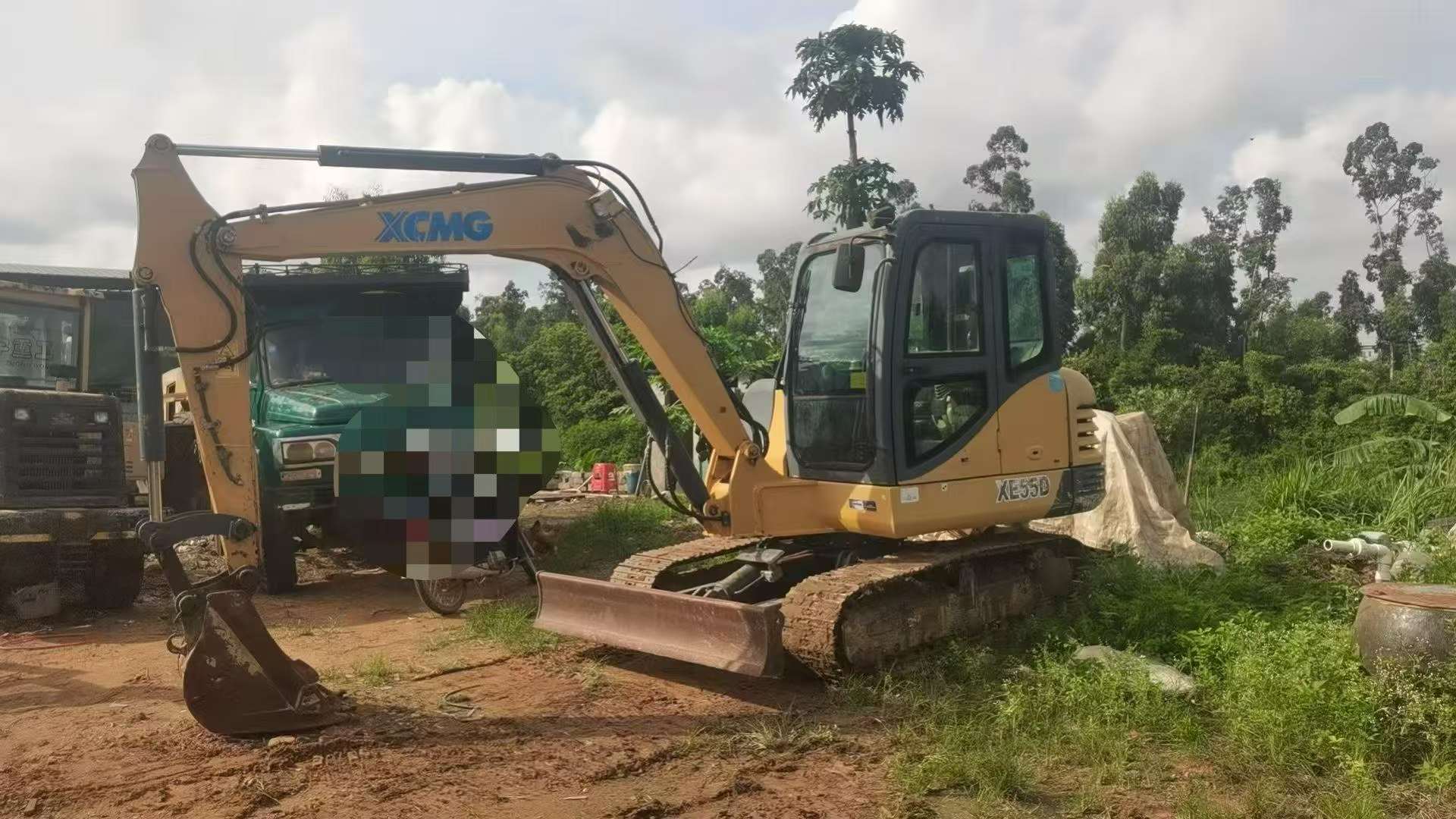 Buy XCMG XE55D Used Excavator / 2 Buy XCMG XE55D Used Excavator / 2