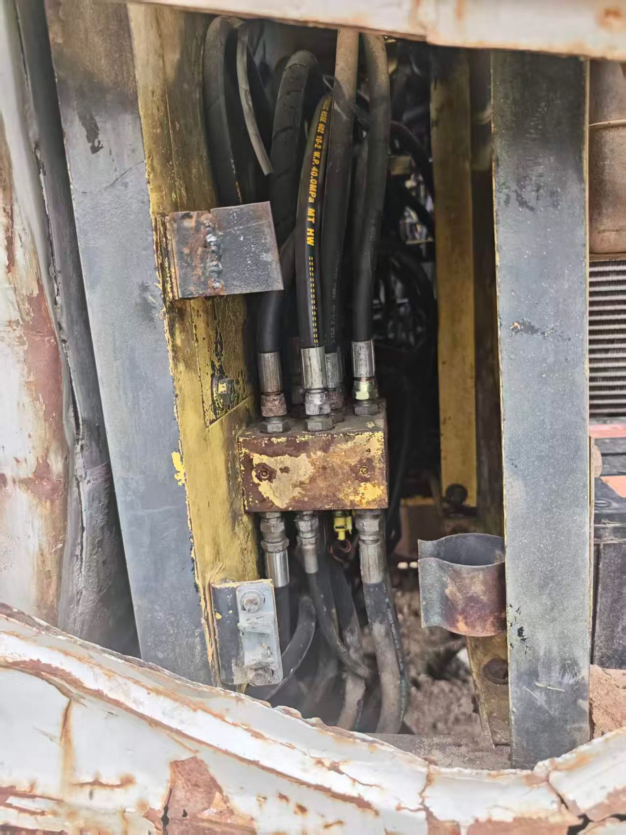 Buy Sumitomo SH120 Used Excavator / 2 Buy Sumitomo SH120 Used Excavator / 2