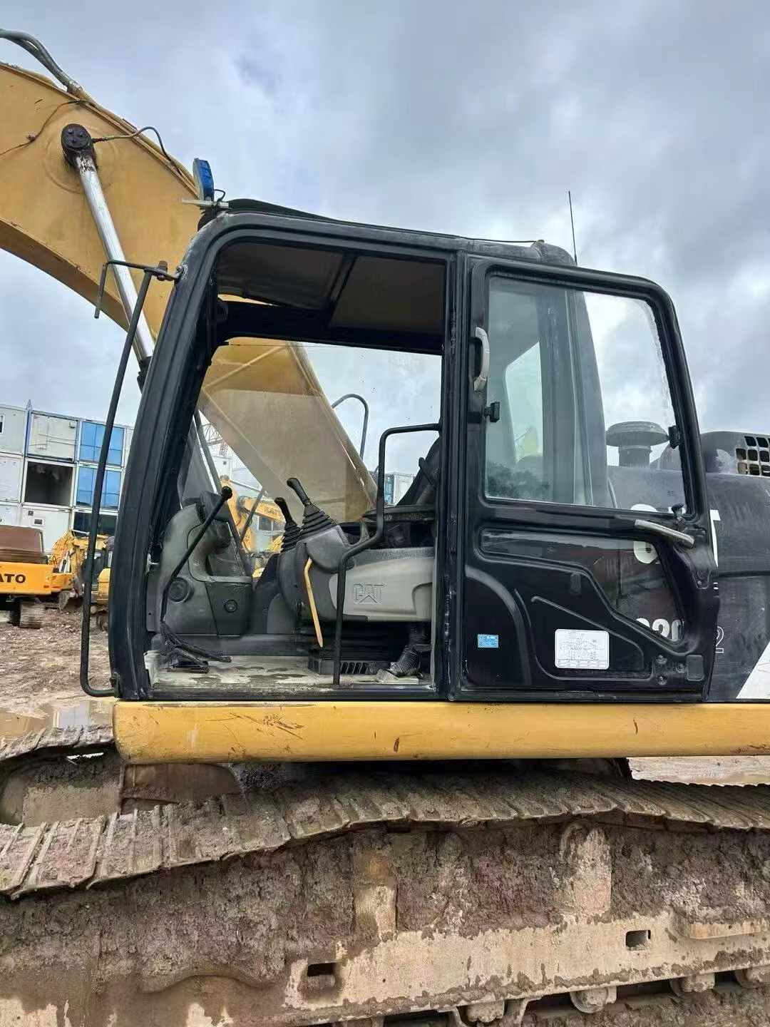 Buy Caterpillar 320D Used Excavator / 6 Buy Caterpillar 320D Used Excavator / 6