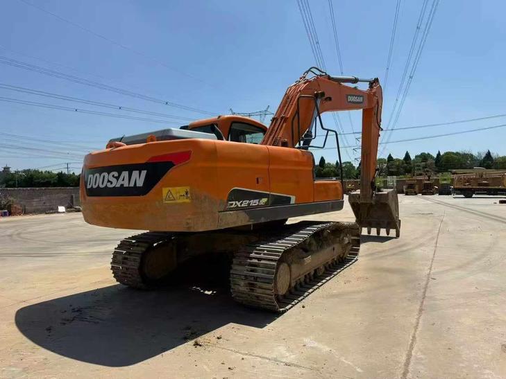 Buy Doosan DH215-7 Used Excavator / 1