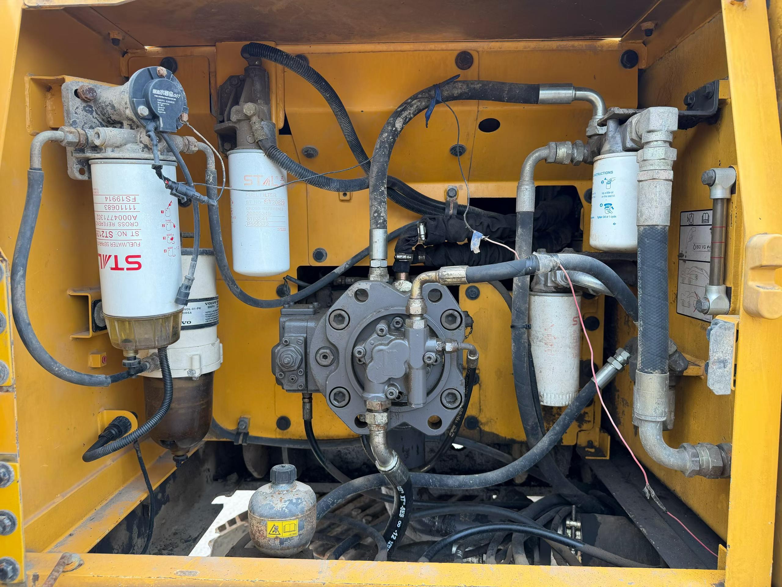 Buy Volvo EC210B Used Excavator / 5