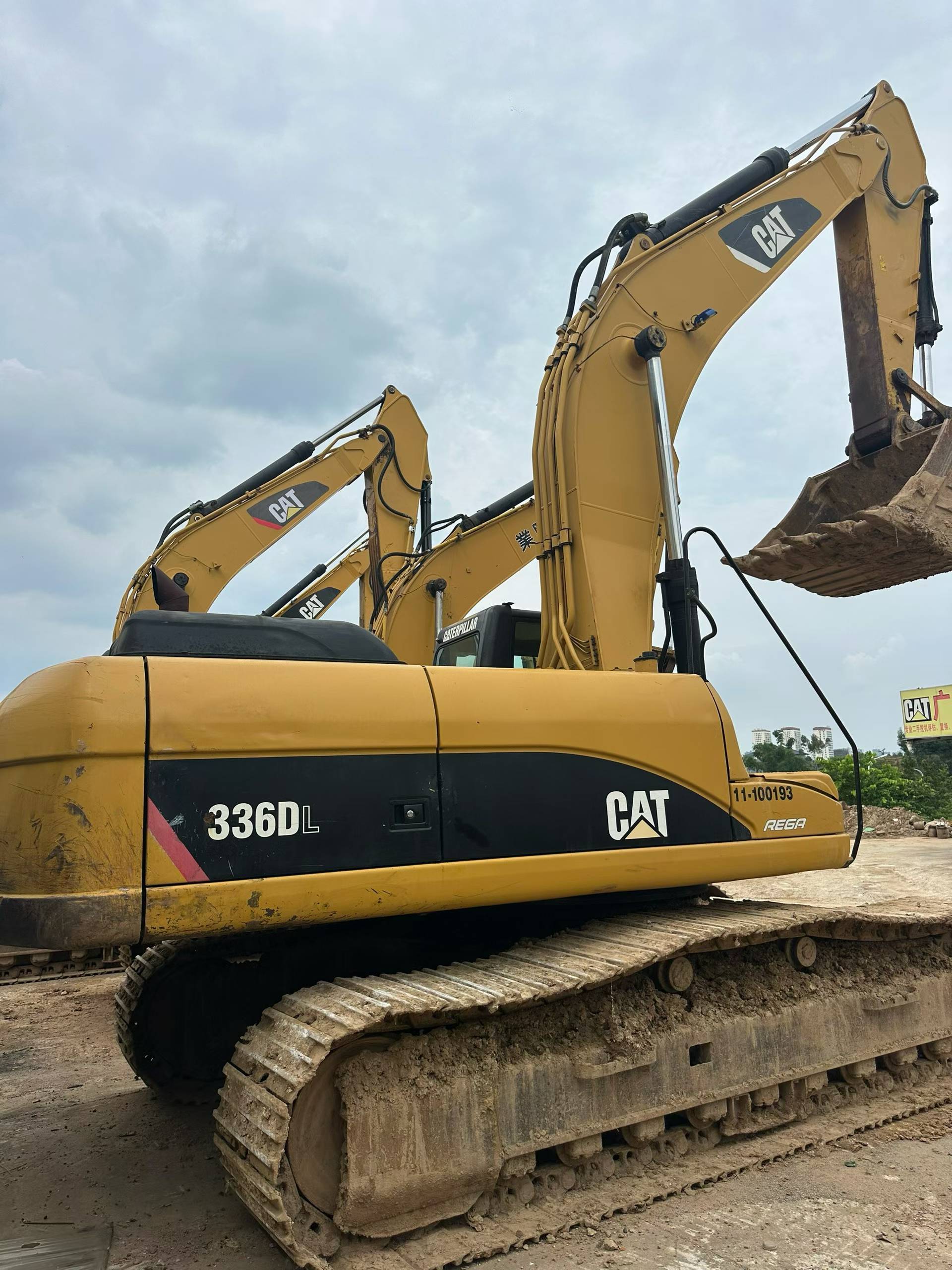 Buy Caterpillar 336E Used Excavator / 2 Buy Caterpillar 336E Used Excavator / 2