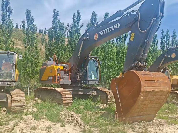 Buy Volvo Used Excavator / 1