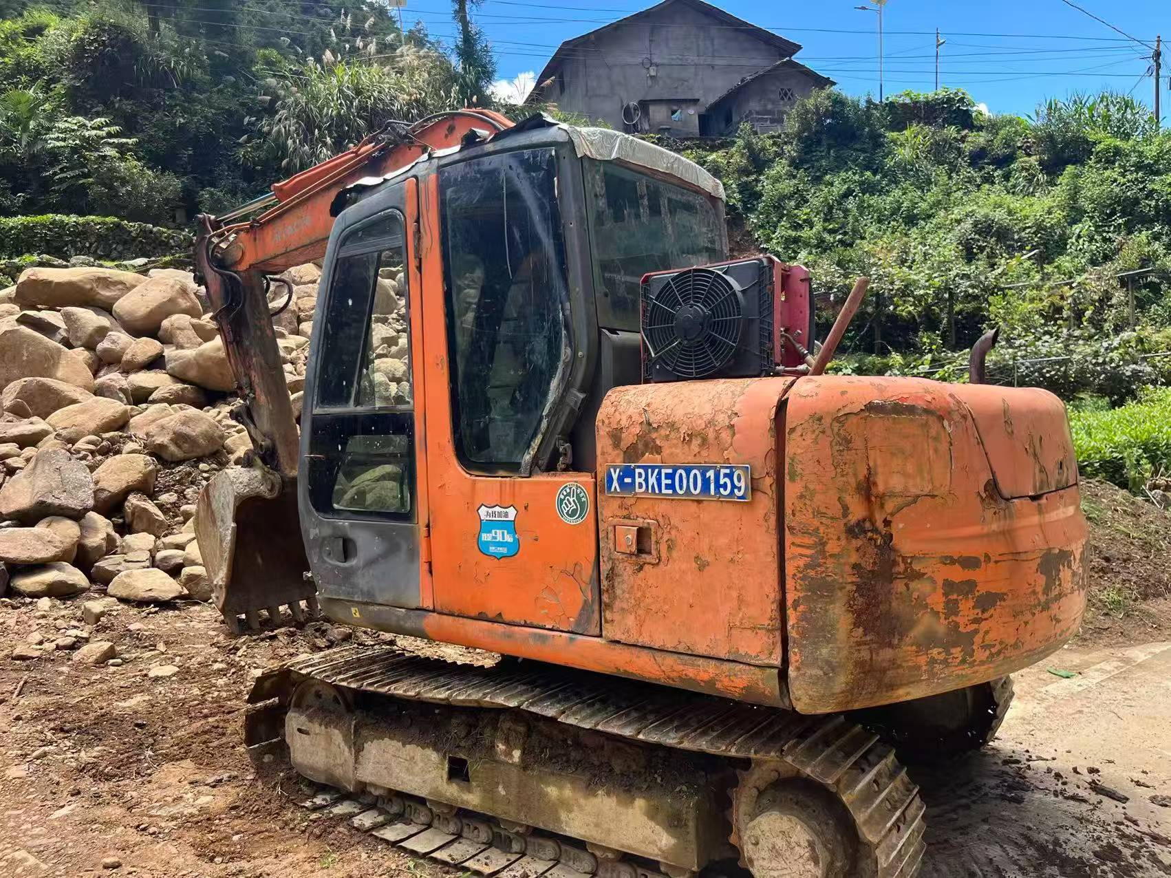 Buy Hitachi EX70 Used Excavator / 1