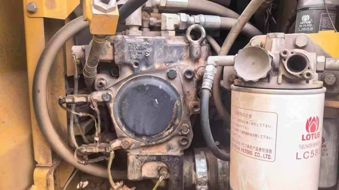 Buy Komatsu PC130-8 Used Excavator / 4 Buy Komatsu PC130-8 Used Excavator / 4