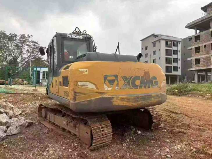 Buy XCMG XE135B Used Excavator / 1