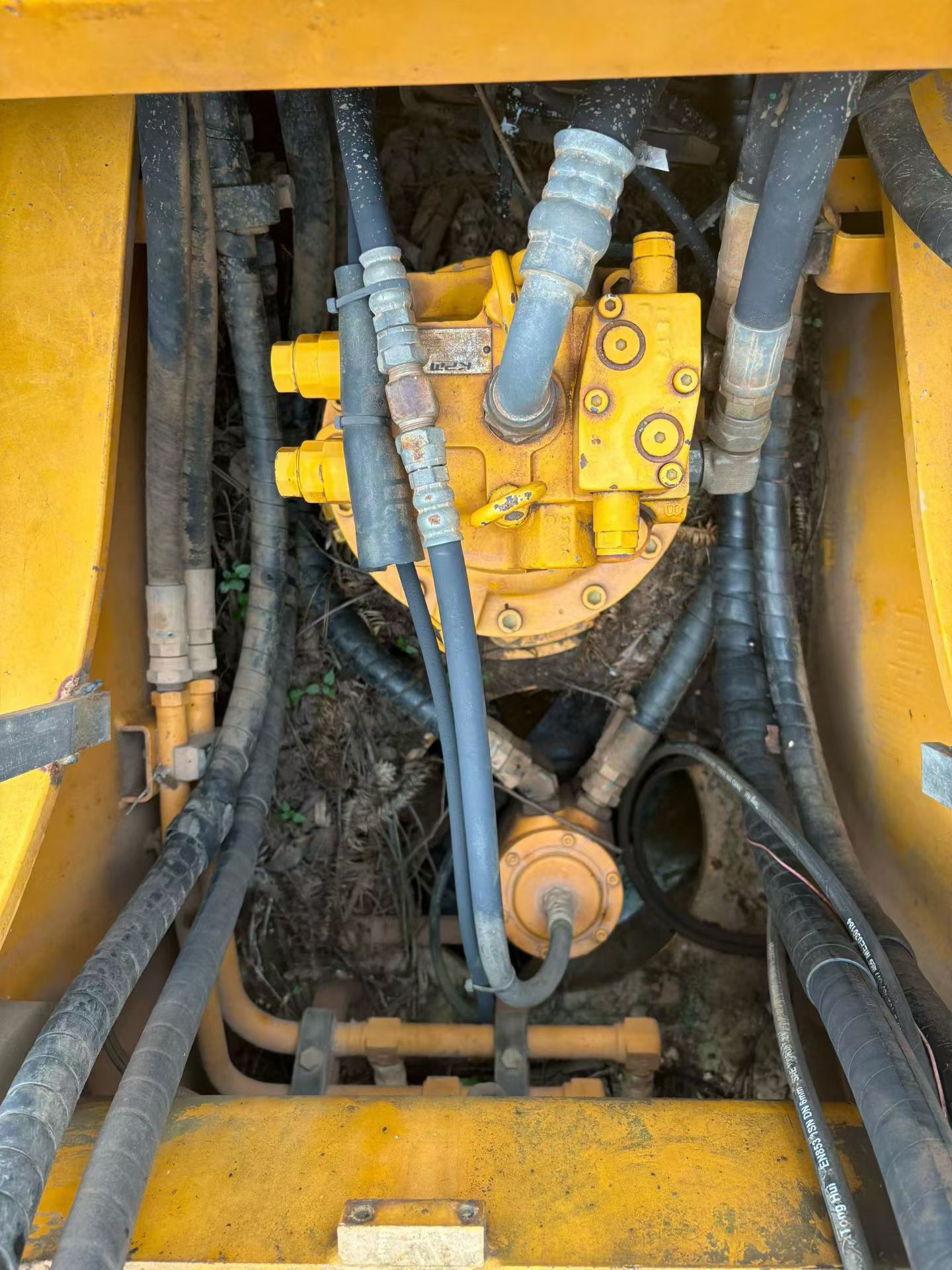 Buy Kato HD820 Used Excavator / 7 Buy Kato HD820 Used Excavator / 7