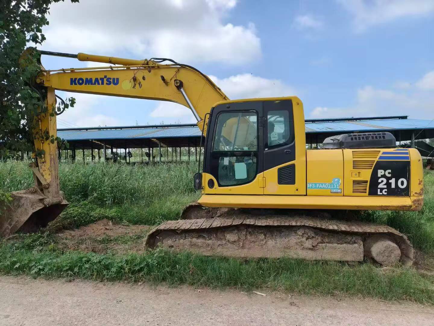 Buy Komatsu PC210-8 Used Excavator / 6