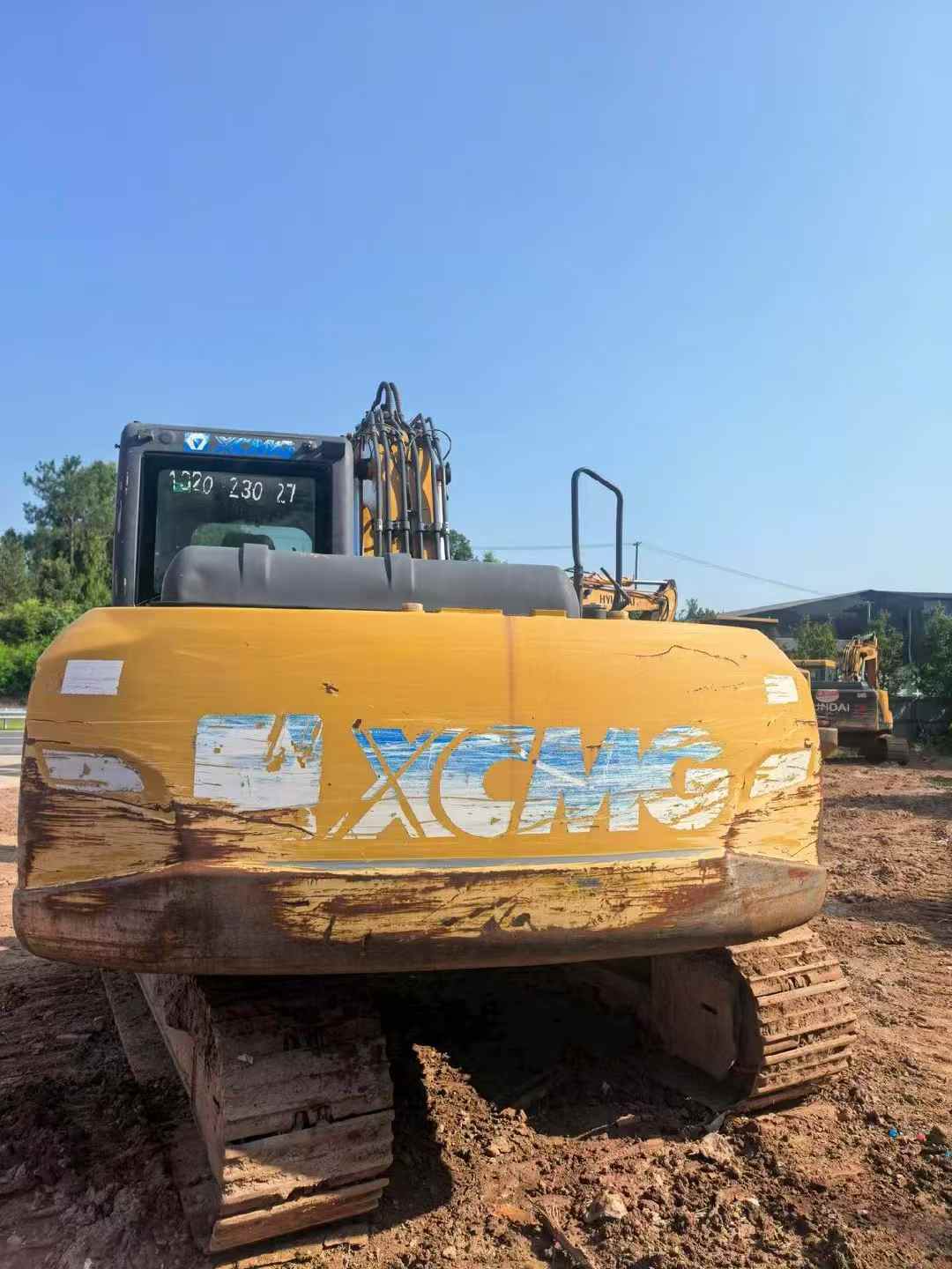 Buy XCMG XE135B Used Loader / 3