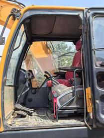 Buy Hyundai R150-7 Used Excavator / 8 Buy Hyundai R150-7 Used Excavator / 8