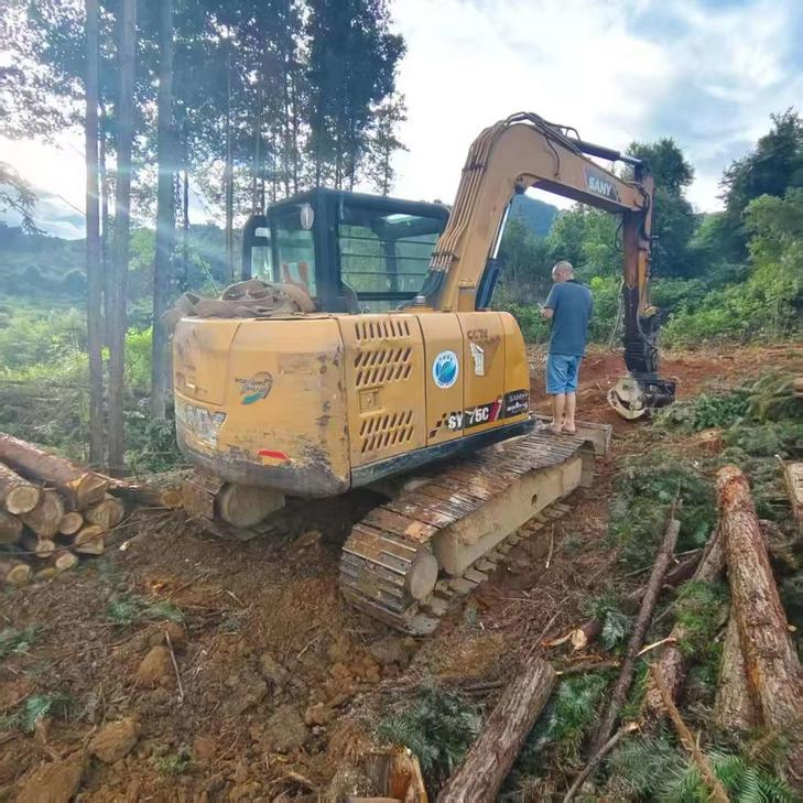 Buy Sany SY75 Used Excavator / 1