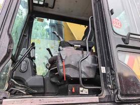 Buy Sany SY750H Used Excavator / 9 Buy Sany SY750H Used Excavator / 9