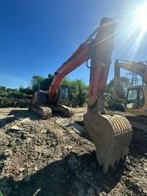 Buy Hitachi EX200-3 Used Excavator / 6 Buy Hitachi EX200-3 Used Excavator / 6