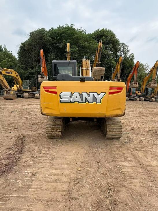 Buy Sany SY135 Used Excavator / 1
