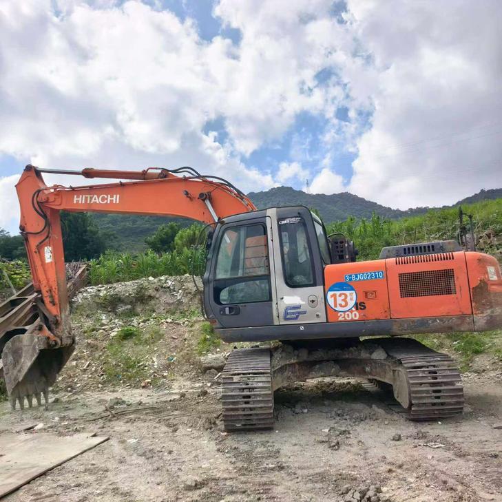 Buy Hitachi ZX200-3G Used Excavator / 1