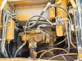 Buy Caterpillar 323D2L Used Excavator / 2 Buy Caterpillar 323D2L Used Excavator / 2