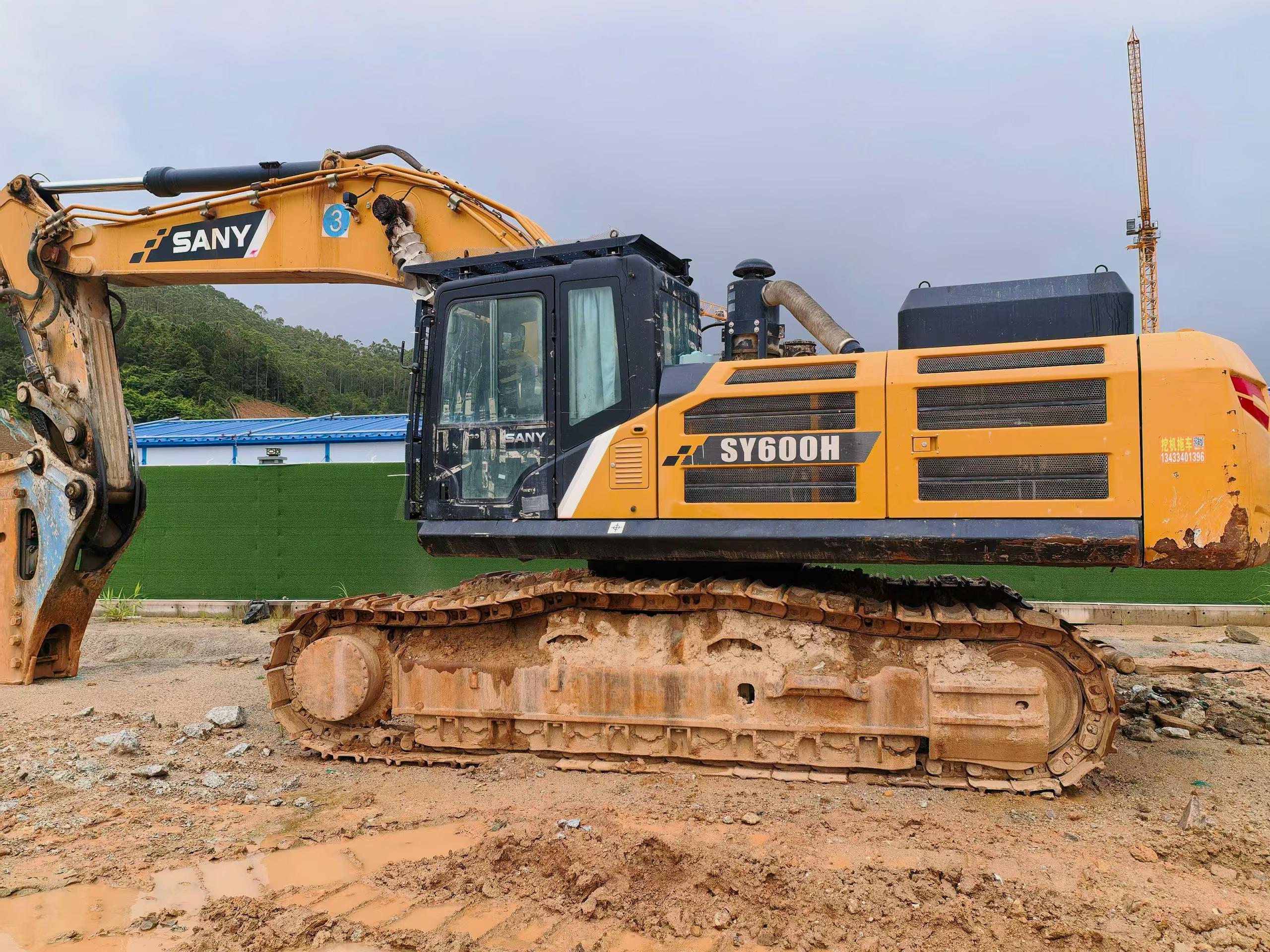 Buy Sany SY550H Used Excavator / 1