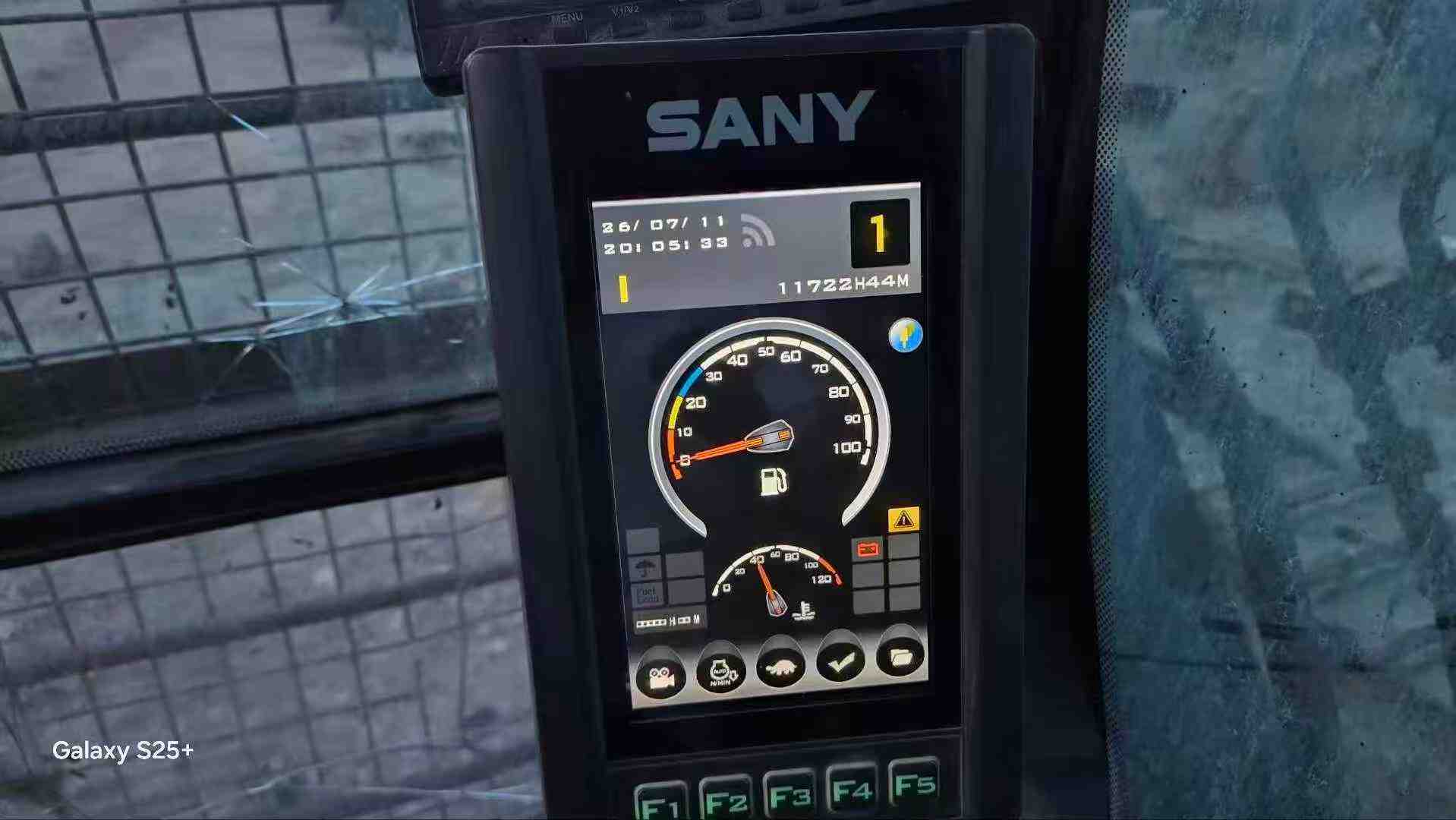 Buy Sany SY485C Used Excavator / 4