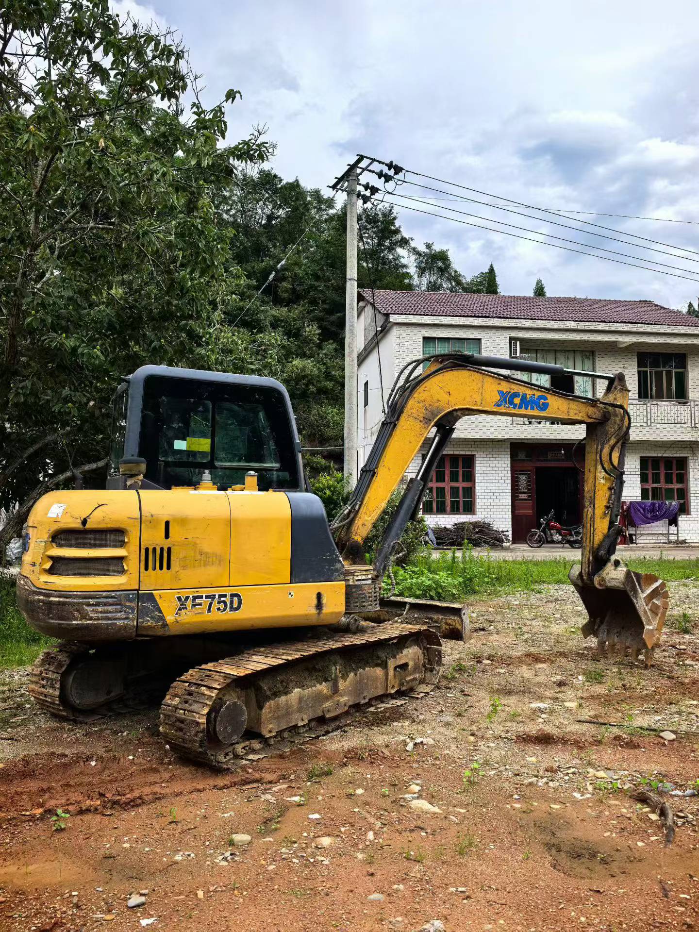 Buy XCMG XE60 Used Excavator / 3 Buy XCMG XE60 Used Excavator / 3