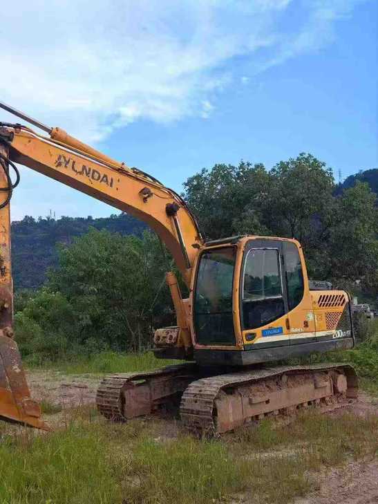 Buy Hyundai R150-7 Used Excavator / 1