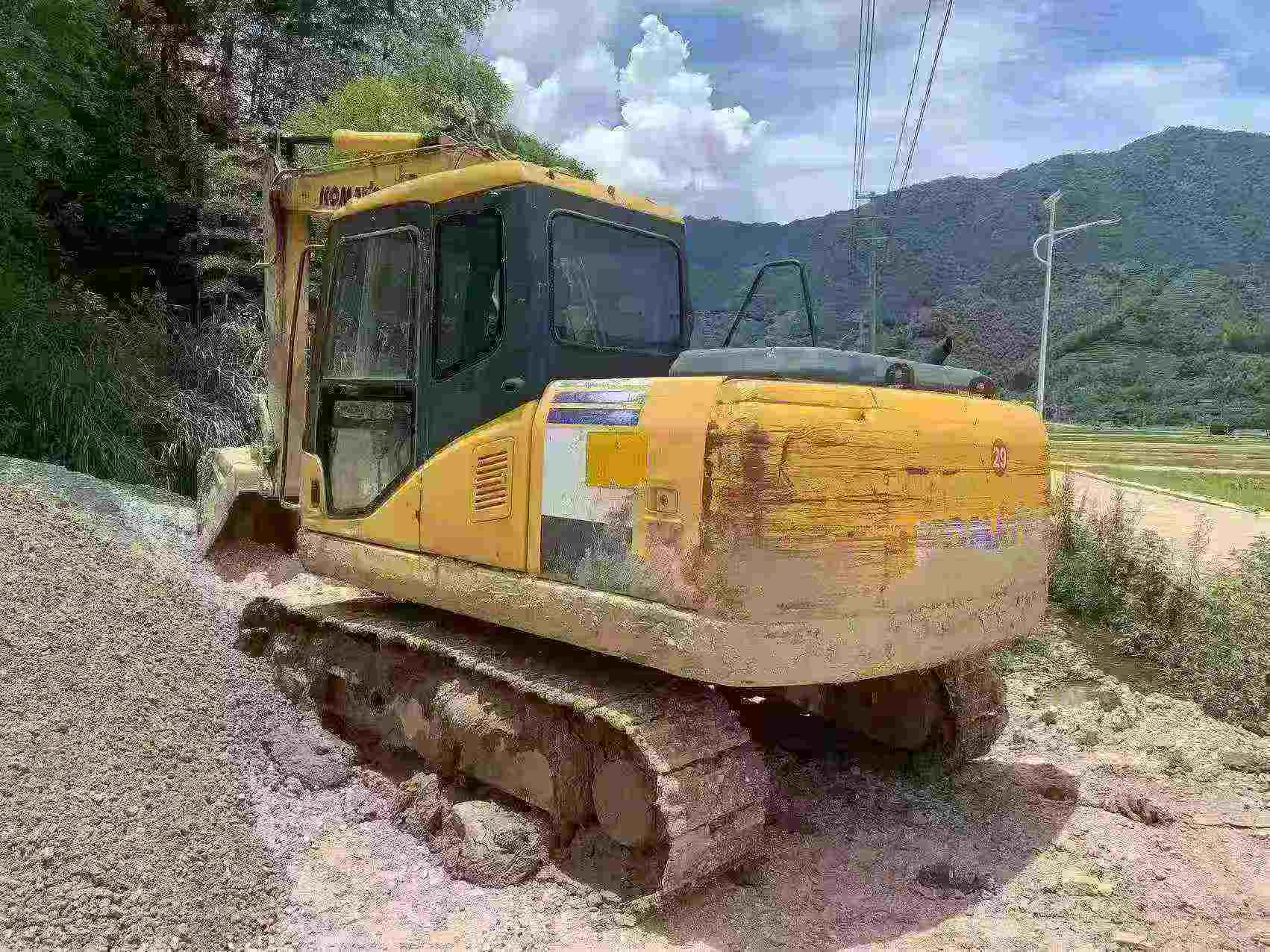 Buy Komatsu PC110-7 Used Excavator / 1