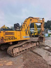 Buy Kato Used Excavator / 3 Buy Kato Used Excavator / 3