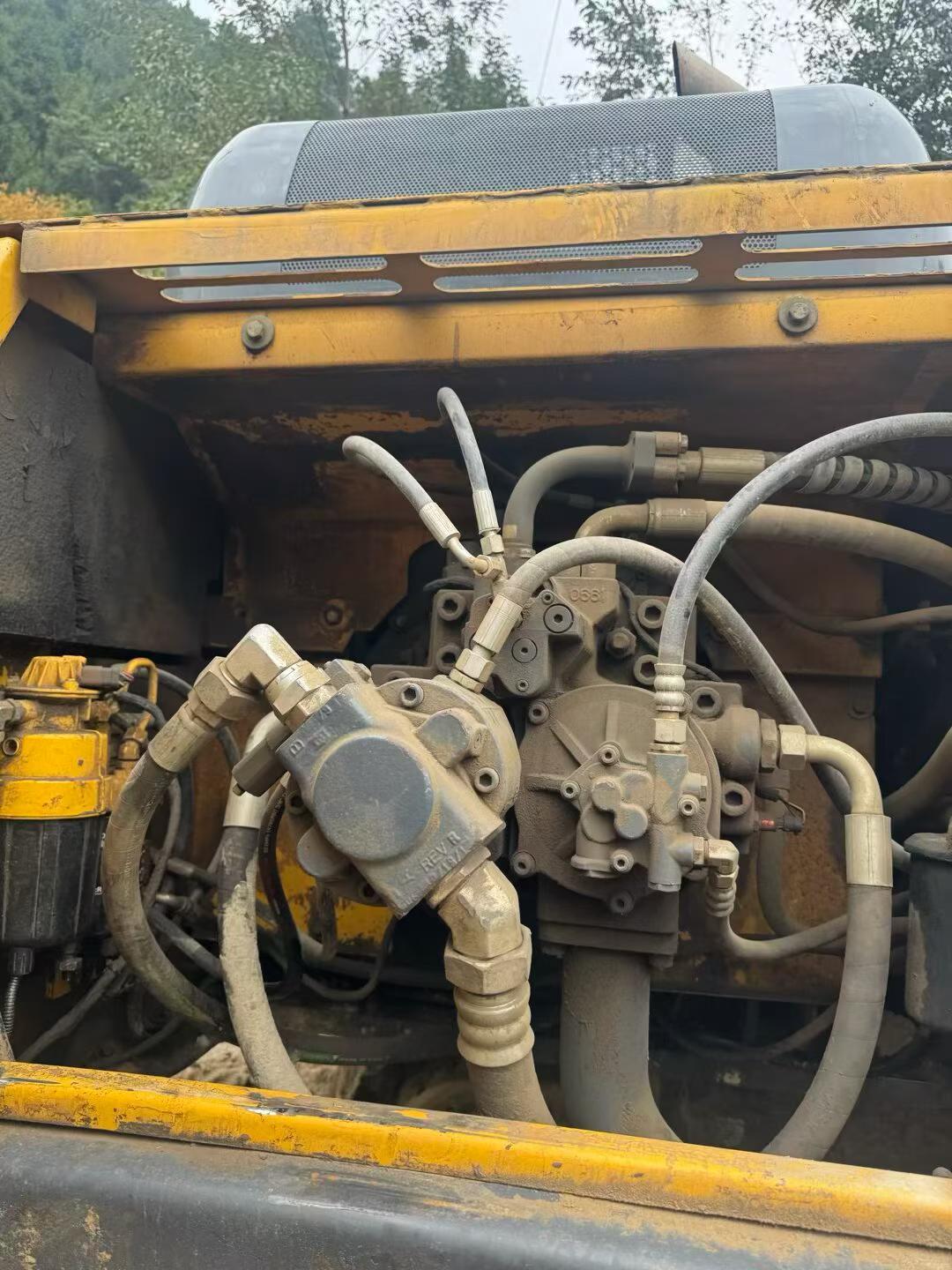 Compre Excavadora JohnDeere E360 Usada / 2