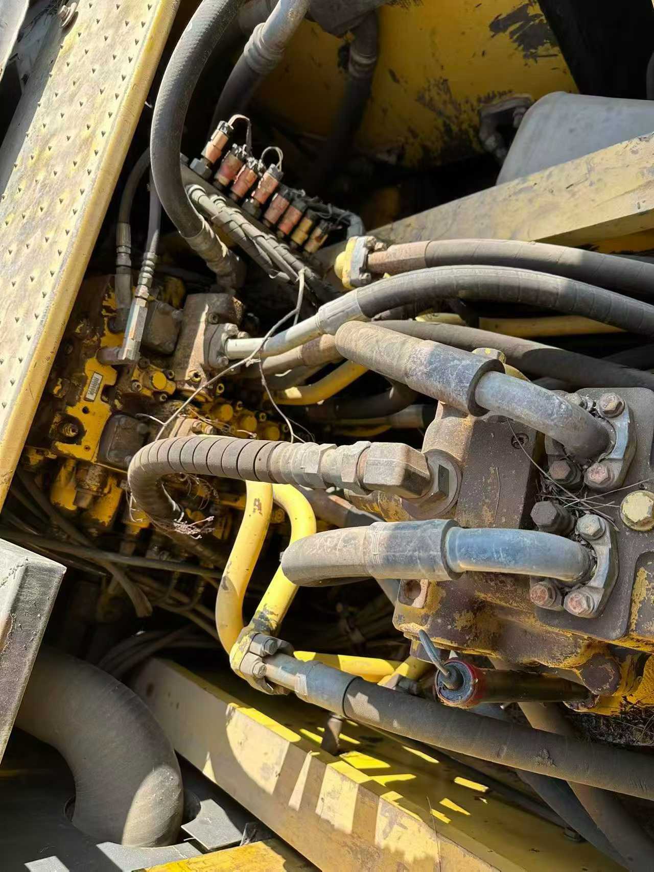 Buy Komatsu PC350 Used Excavator / 4