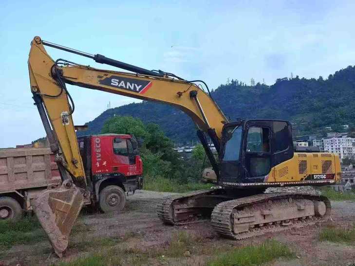 Buy Sany SY215C-8 Used Excavator / 1