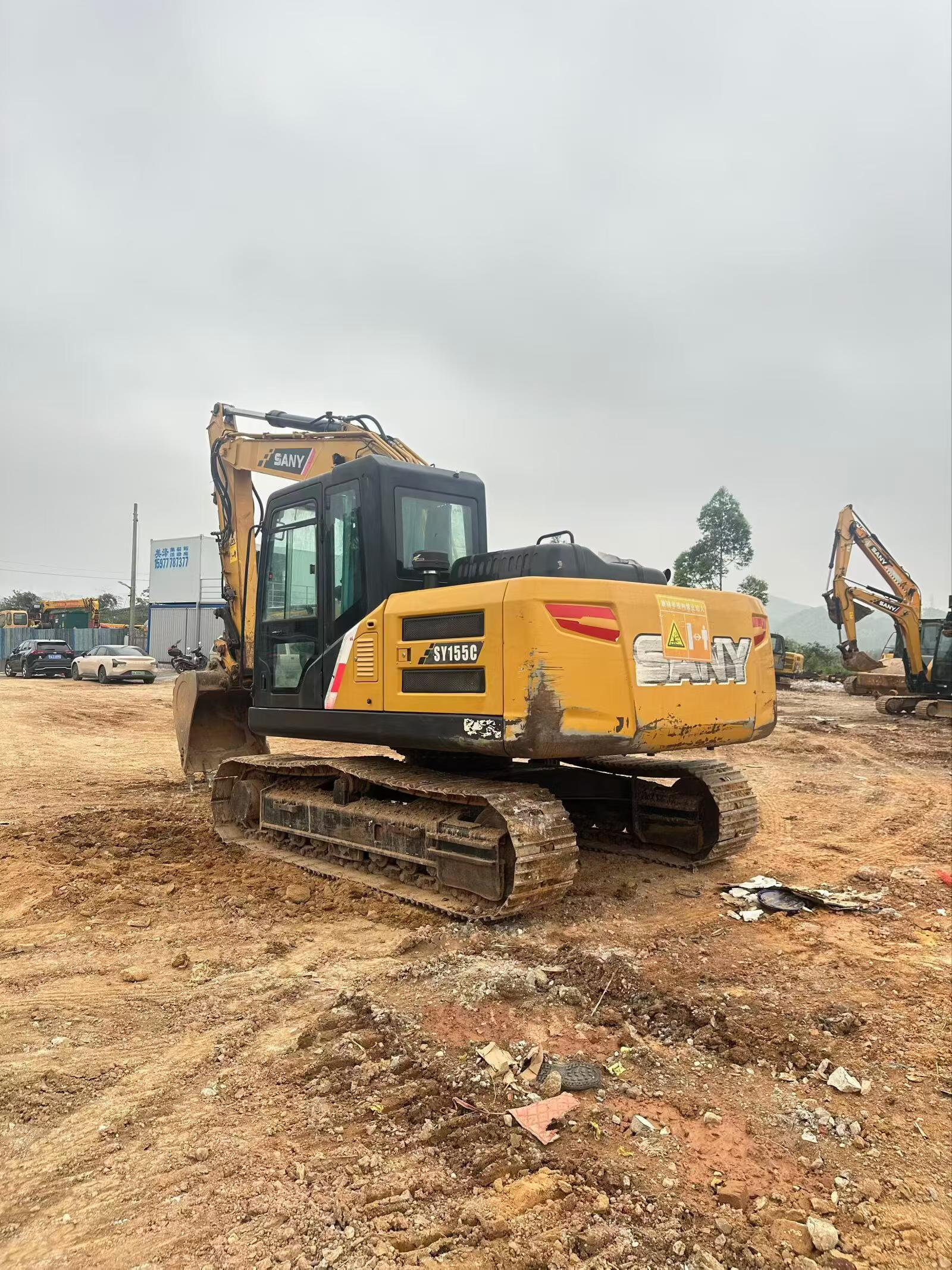Buy Sany SY135C Used Excavator / 3