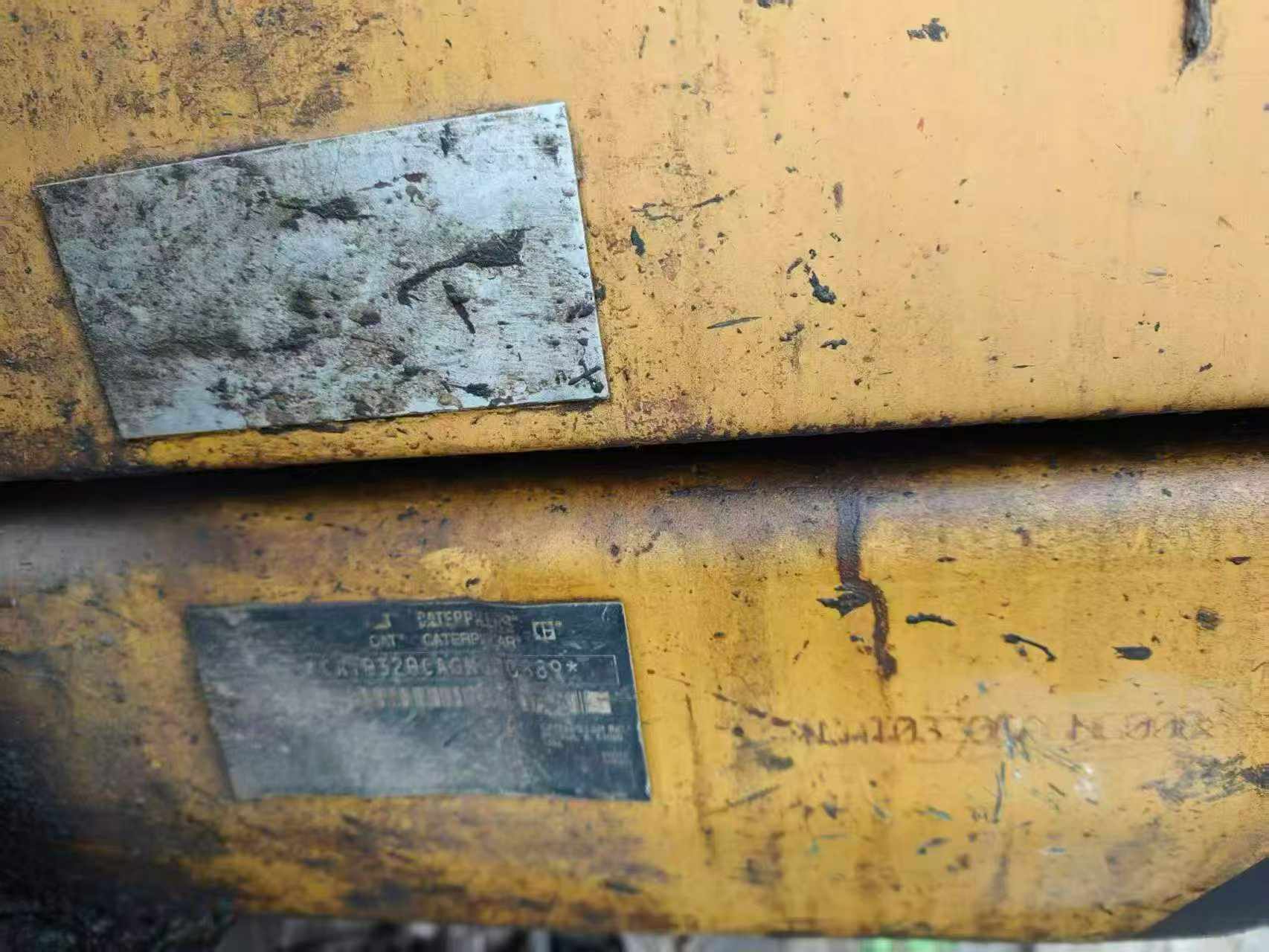 Buy Caterpillar 320A Used Excavator / 5 Buy Caterpillar 320A Used Excavator / 5