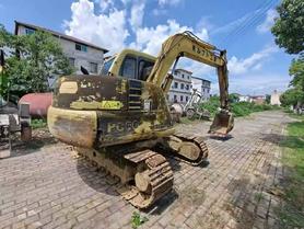 Buy Komatsu PC60 Used Excavator / 3 Buy Komatsu PC60 Used Excavator / 3