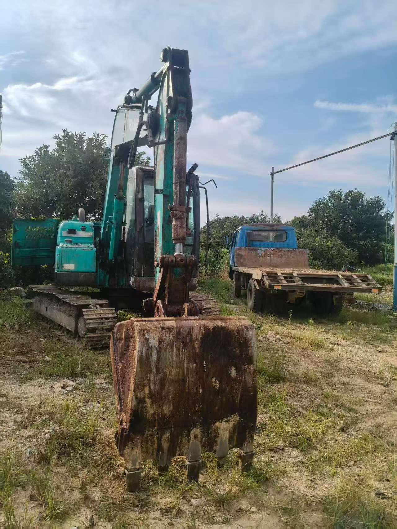 Compre Excavadora Kobelco SK75 Usada / 2
