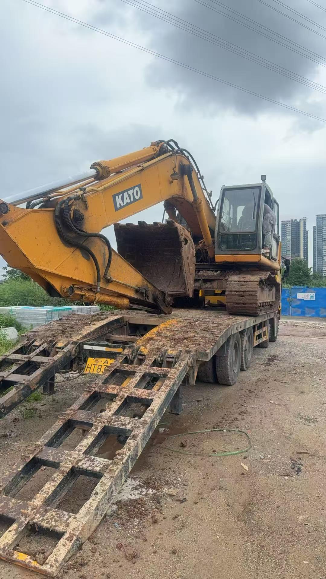 Buy Kato Used Excavator / 2 Buy Kato Used Excavator / 2