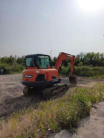Buy Doosan DH55 Used Excavator / 2 Buy Doosan DH55 Used Excavator / 2