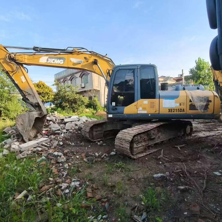 Buy XCMG XE200 Used Excavator / 1