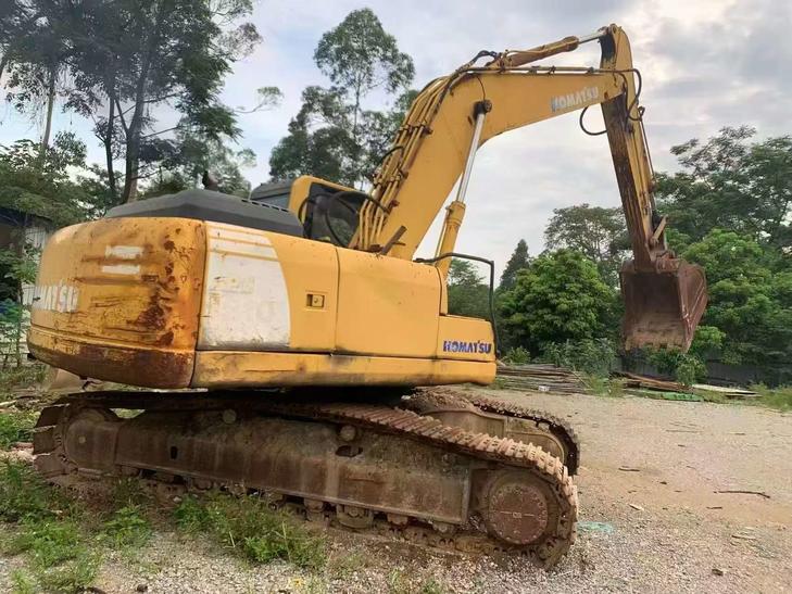 Buy Komatsu PC210-8 Used Excavator / 1