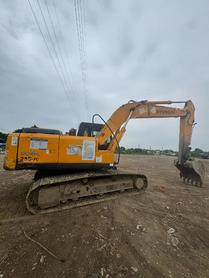 Buy Hyundai R215-7 Used Excavator / 2 Buy Hyundai R215-7 Used Excavator / 2