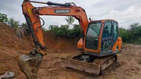 Buy Doosan DX75 Used Excavator / 2 Buy Doosan DX75 Used Excavator / 2