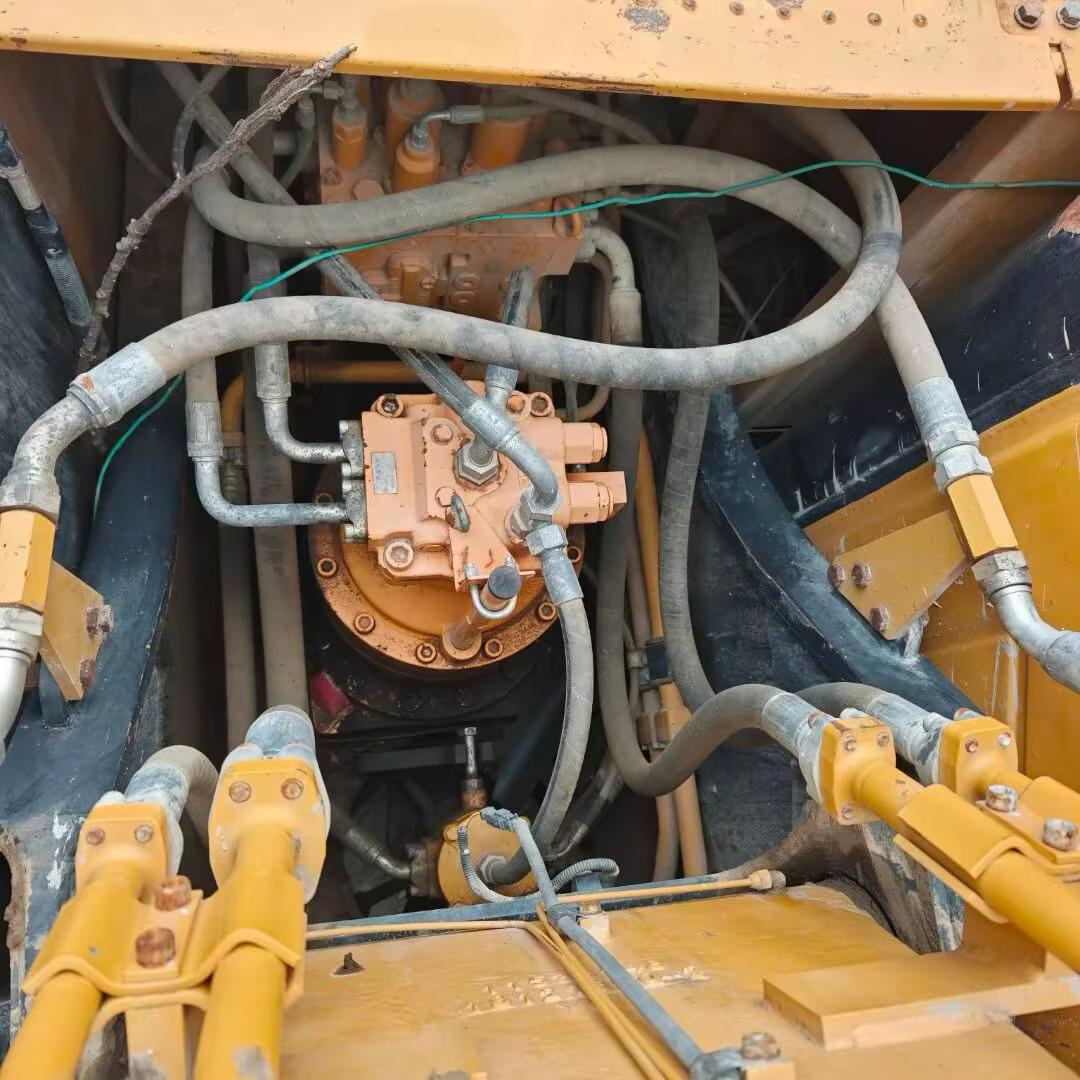 Buy Sany SY215C Used Excavator / 3 Buy Sany SY215C Used Excavator / 3